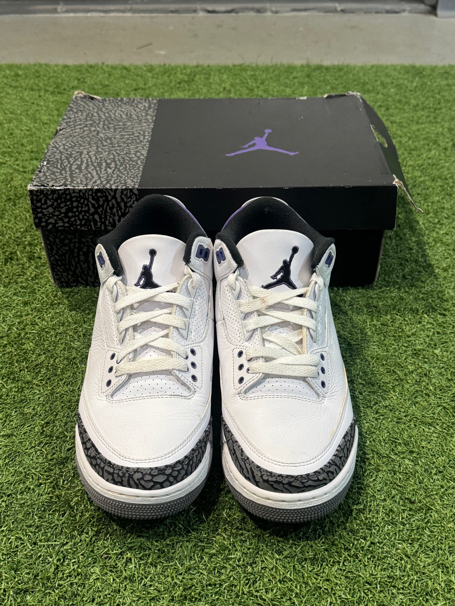 Jordan 3 Dark Iris (9.5)