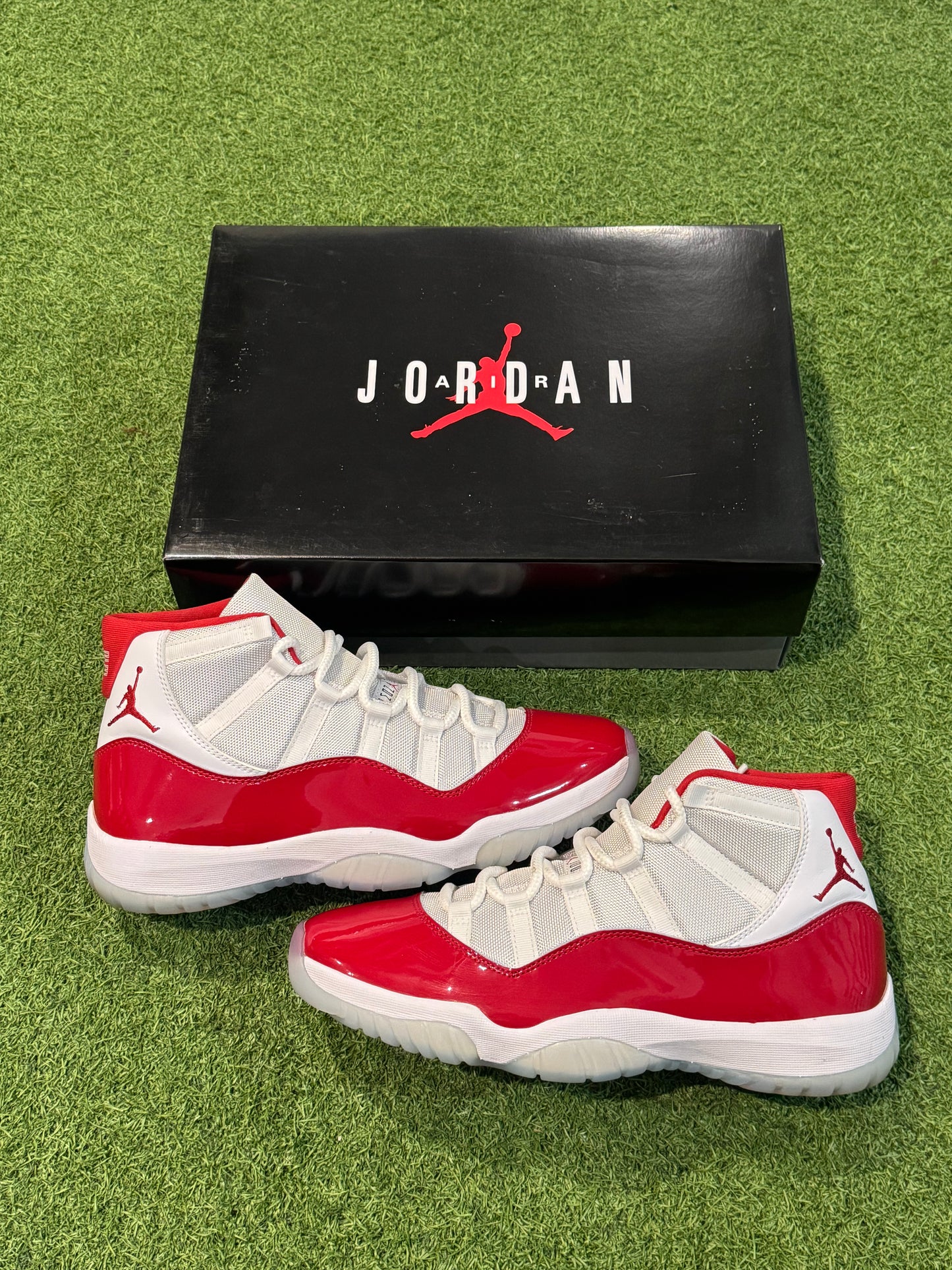 Jordan 11 Cherry (11)