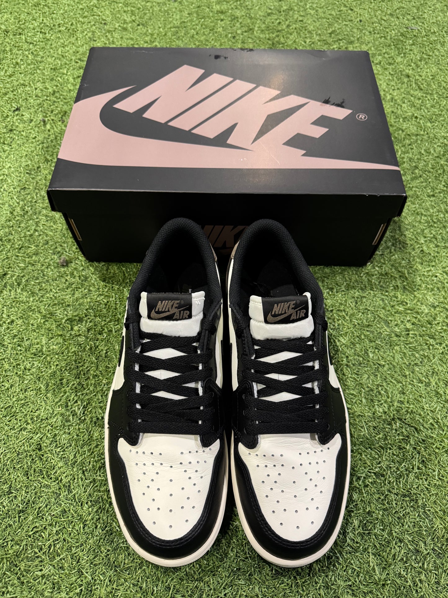 Jordan 1 Low Mocha (9)