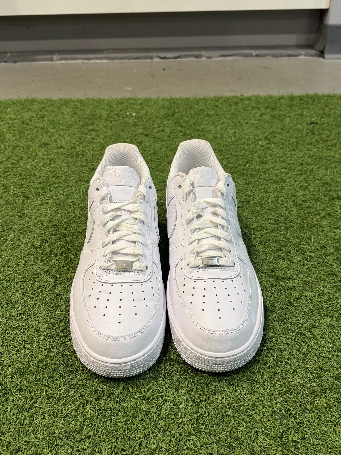 AF1 White (12)