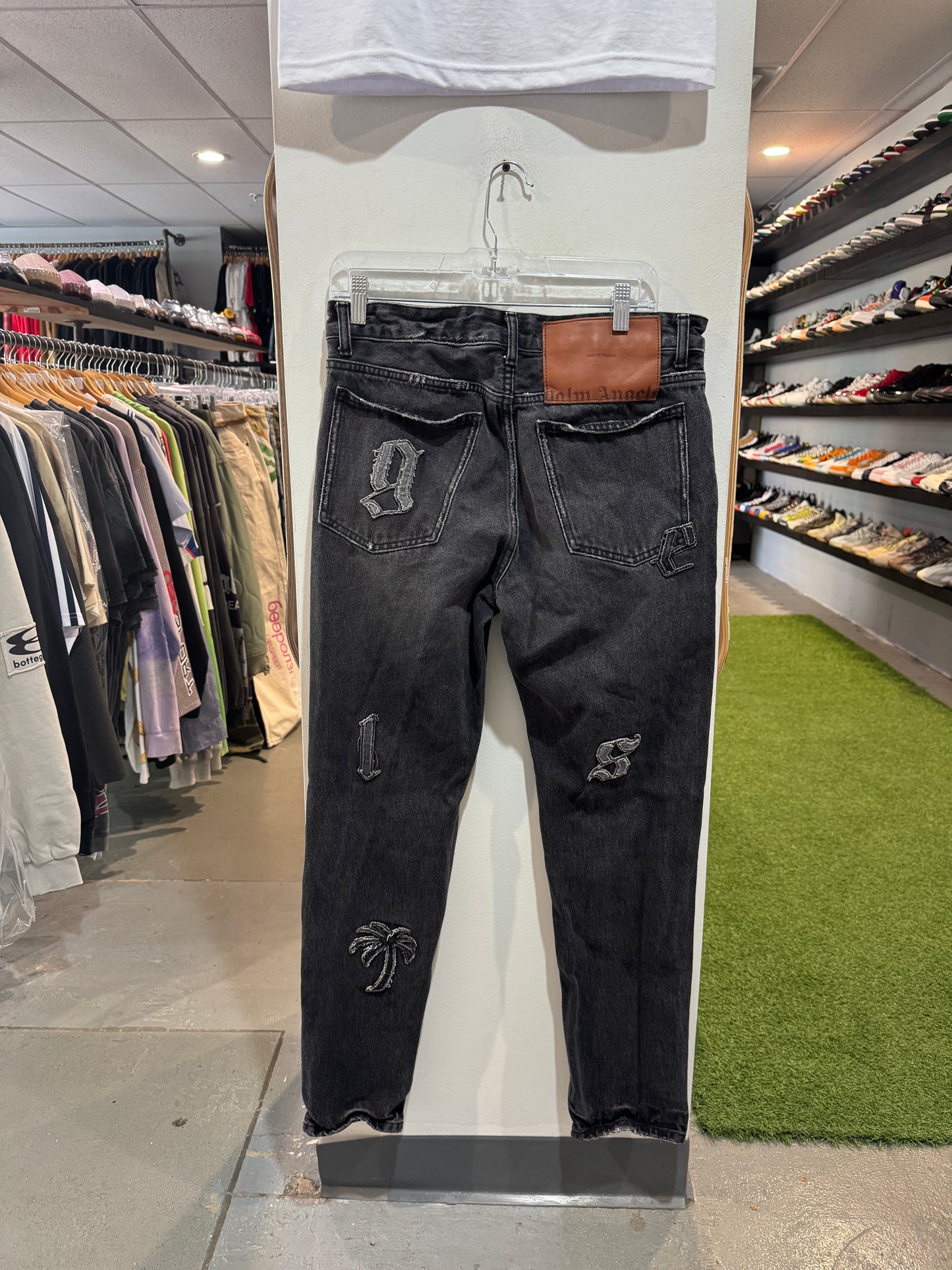 Palm Angels Logo Patch Jeans (32)