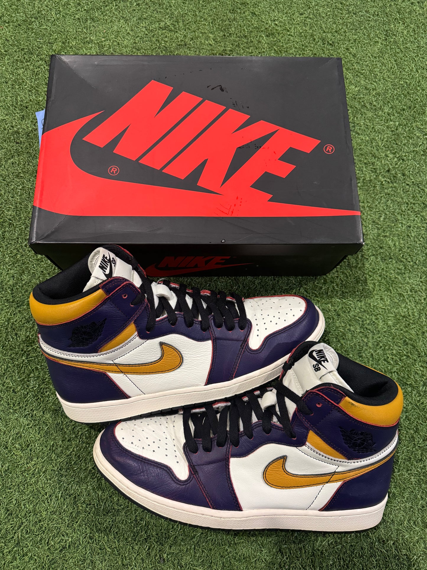 Jordan 1 SB LA To Chi (12)