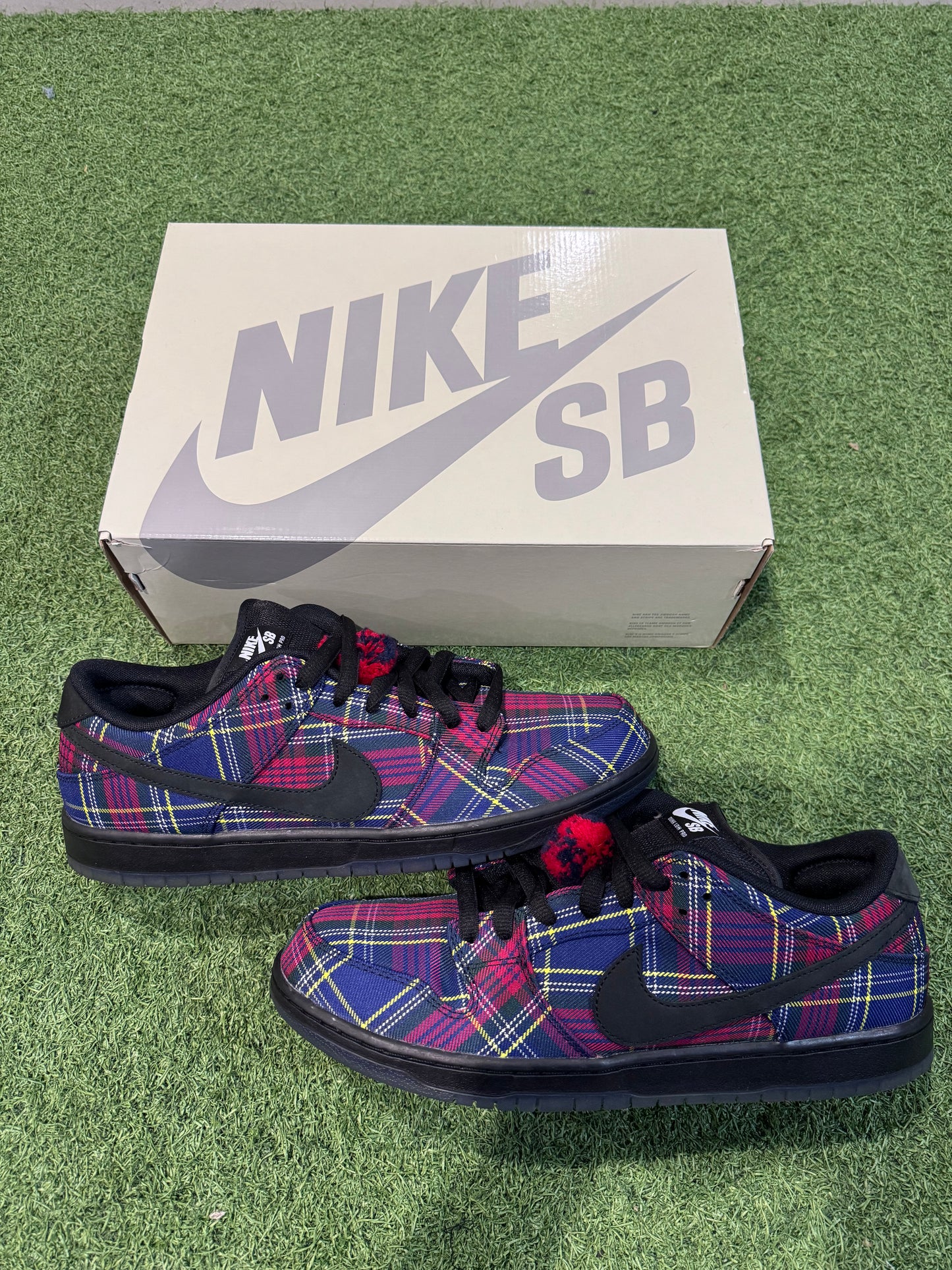 Dunk Low SB Nardwaur (13)