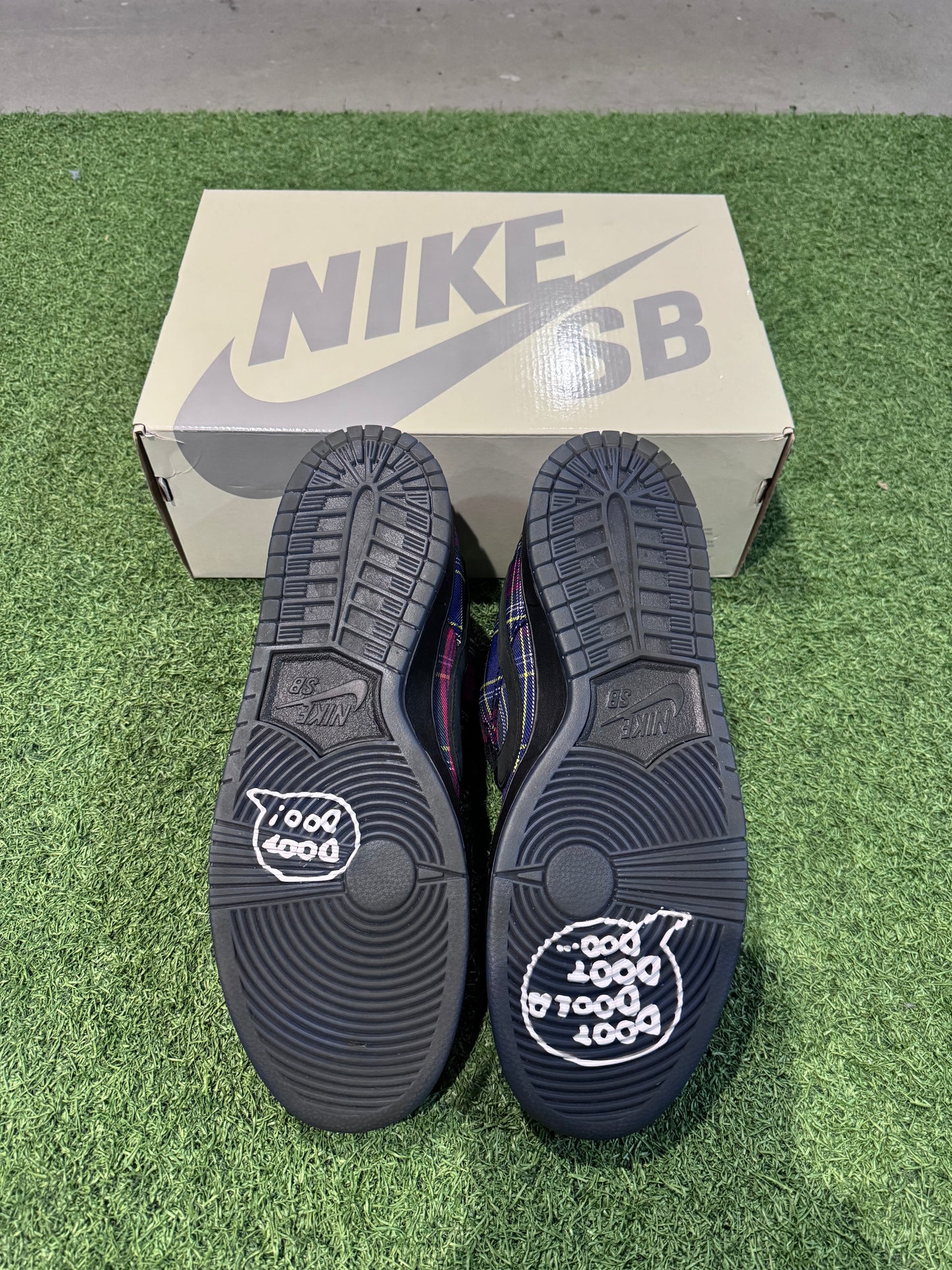 Dunk Low SB Nardwaur (13)