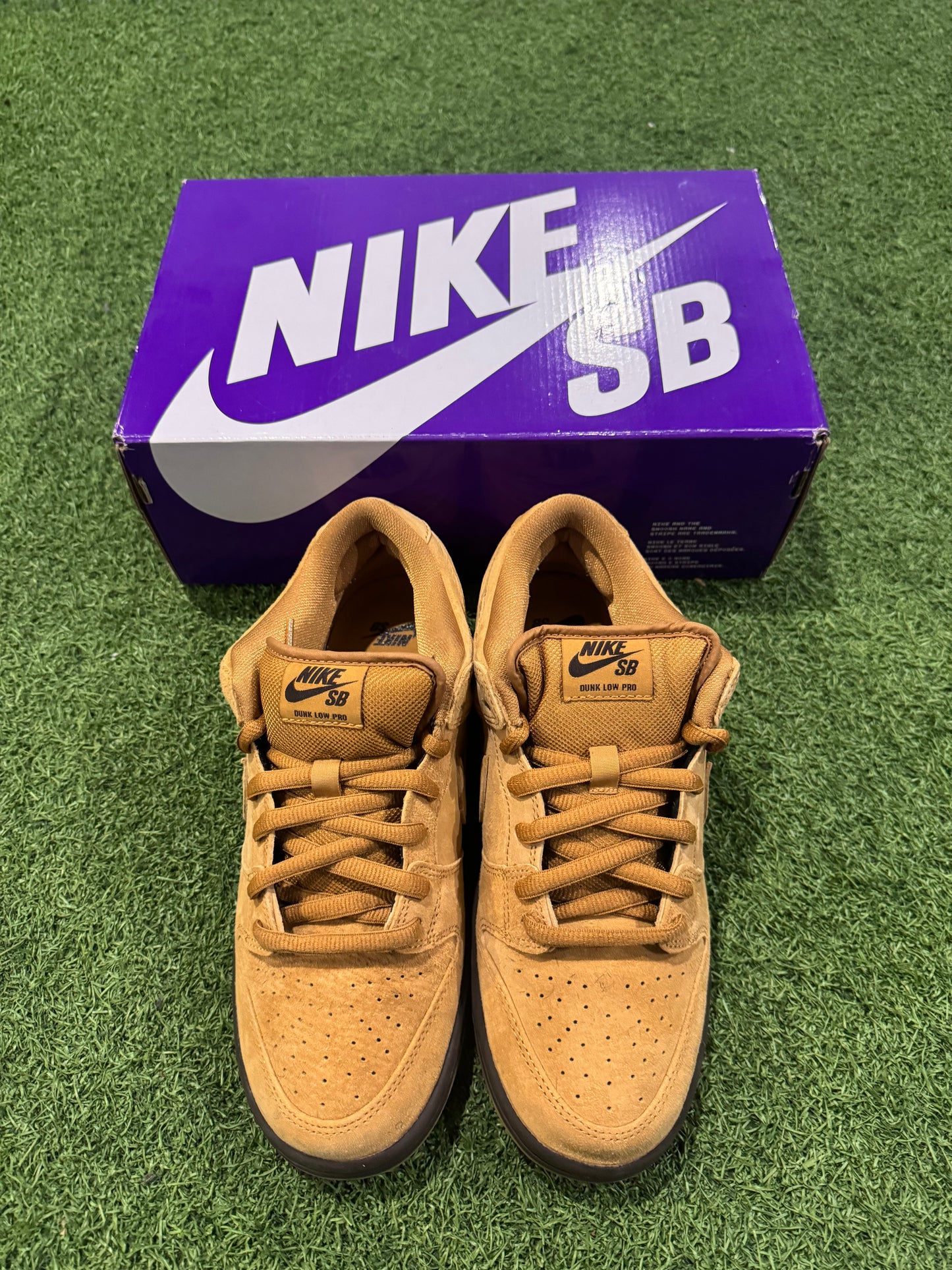 Dunk Low SB Wheat (8.5)