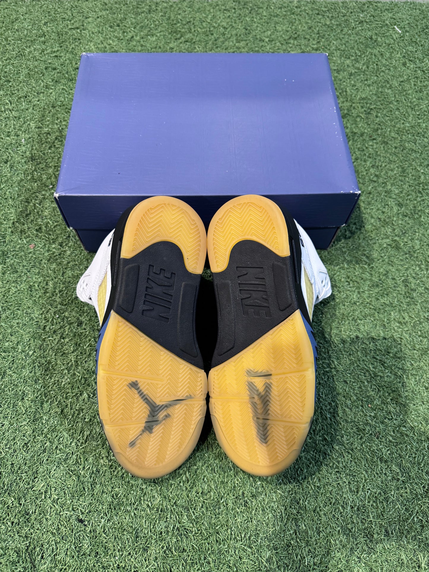 Jordan 5 A Ma Maniere Dawn (8W)
