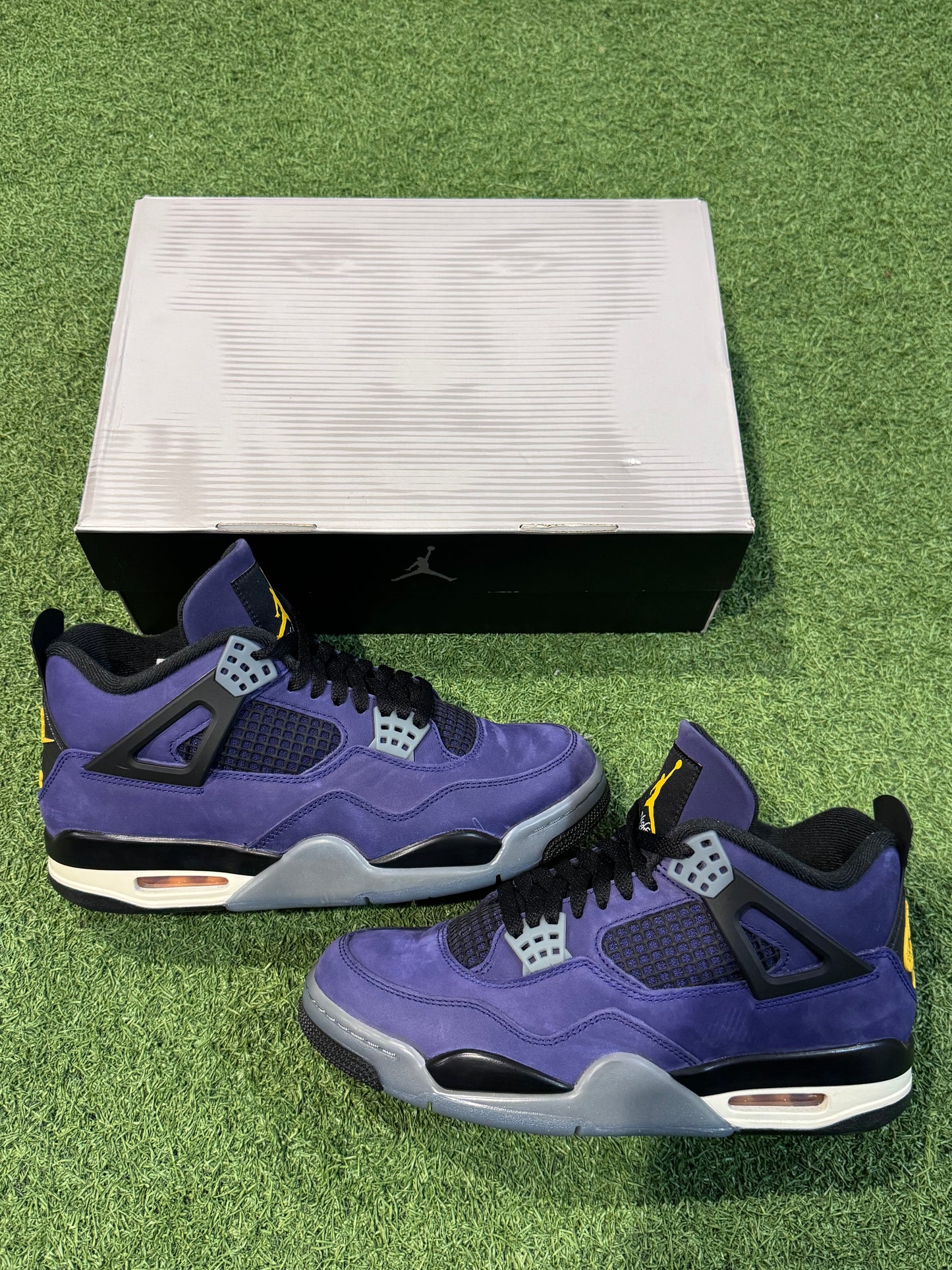 Jordan 4 Lakers (9)