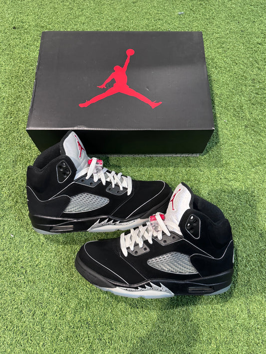 Jordan 5 Retro OG Black Metallic Reimagined (8.5)