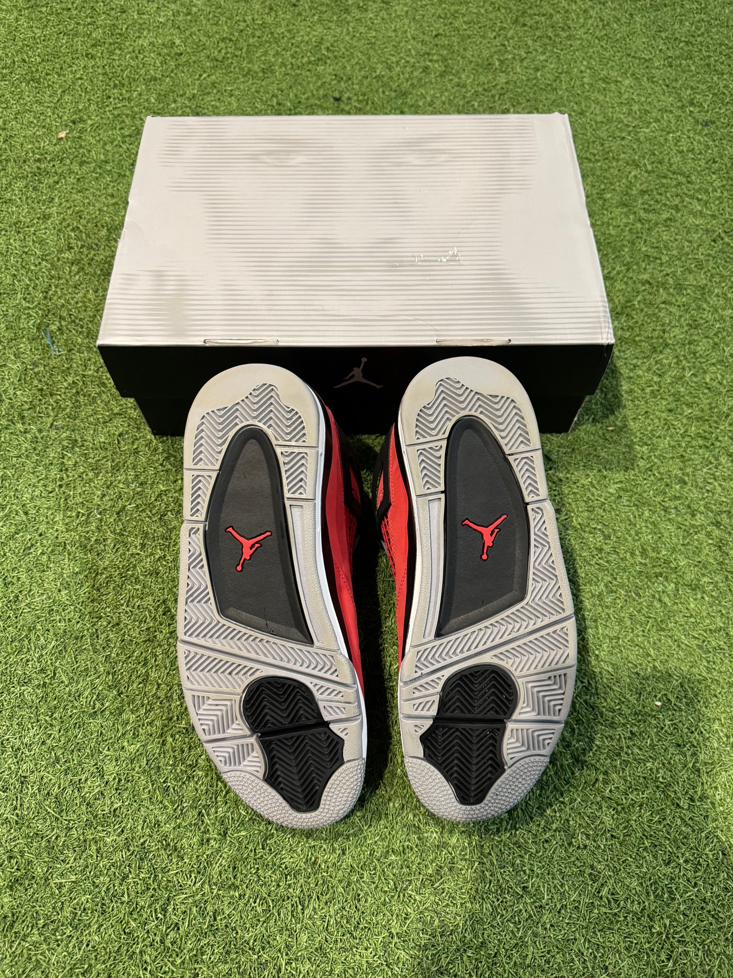 Jordan 4 Toro Bravo (8)