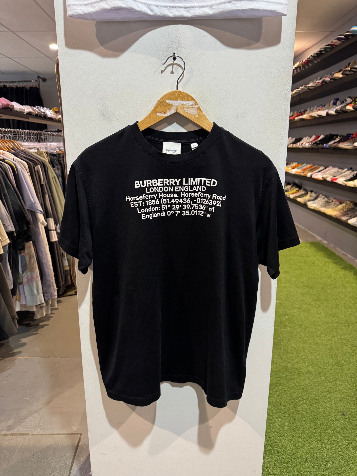 Burberry Horseferry Location Tee (XS)