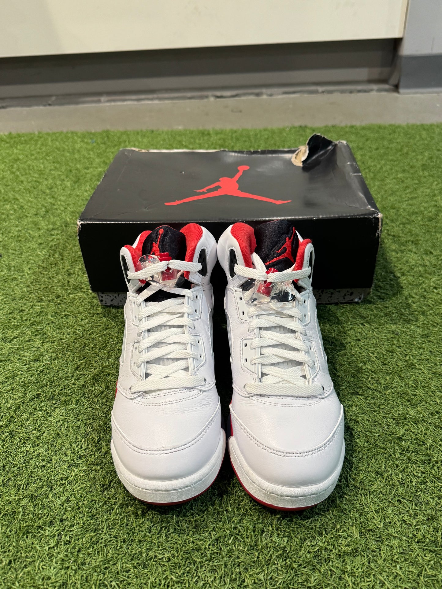 Jordan 5 Fire Red (6Y)