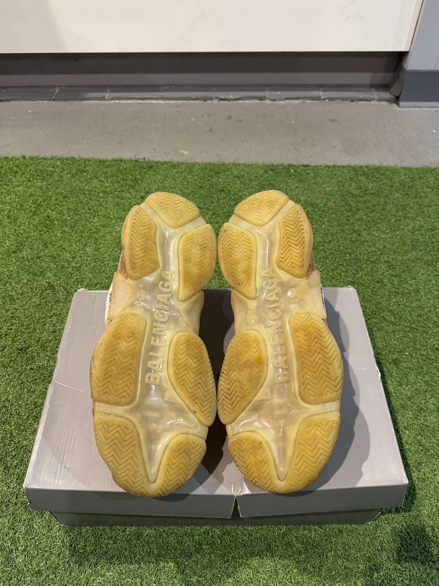 Balenciaga Triple S Clear Sole (11)