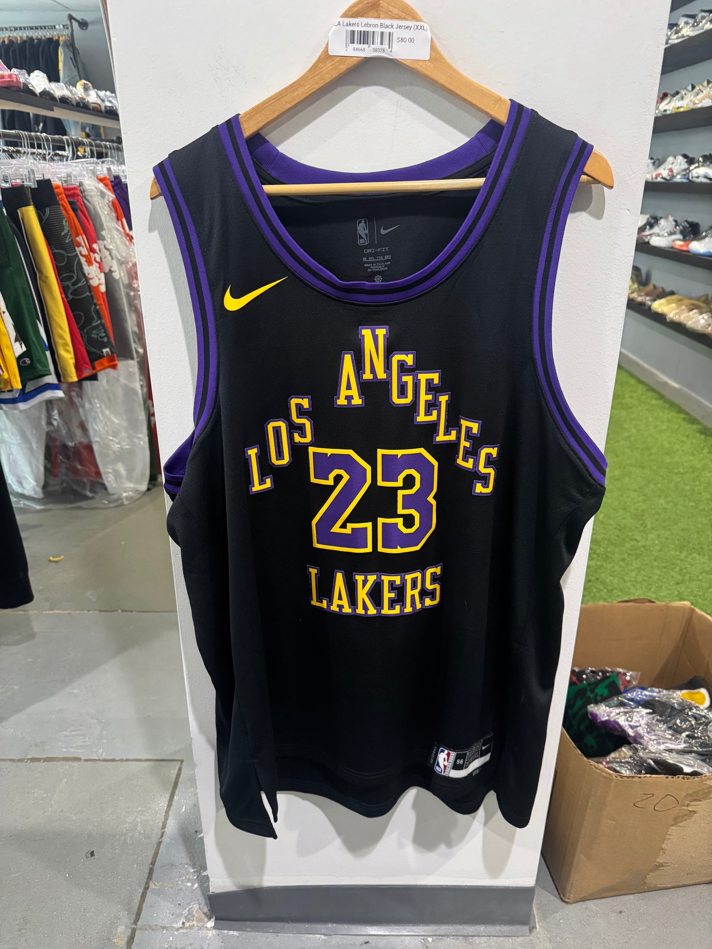 Los Angeles Lakers James Black Nike Jersey (XXL)