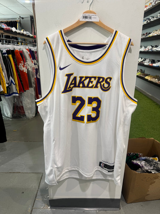 LA Lakers James #23 Nike Jersey (XXL)