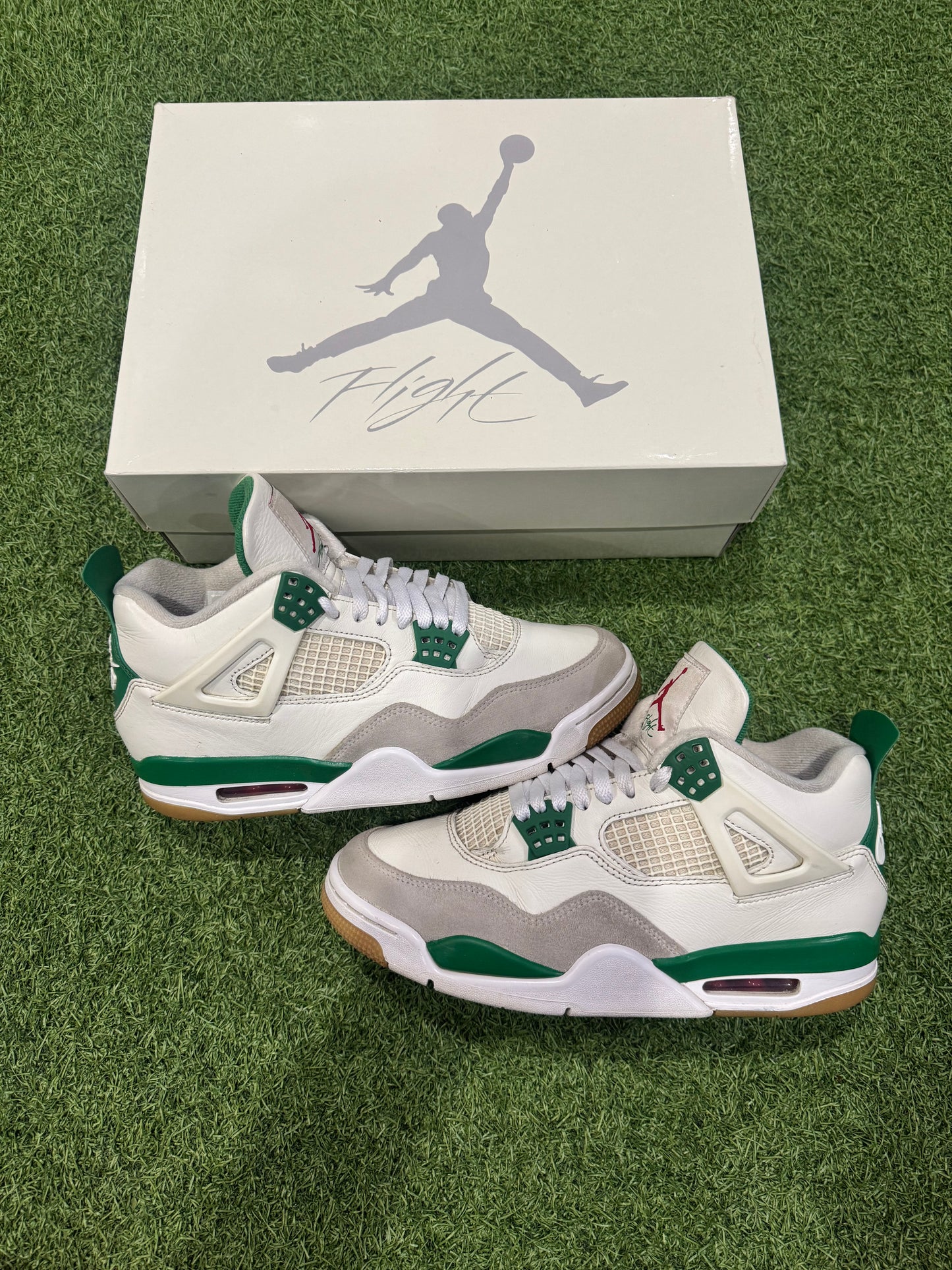 Jordan 4 SB Pine Green (8)