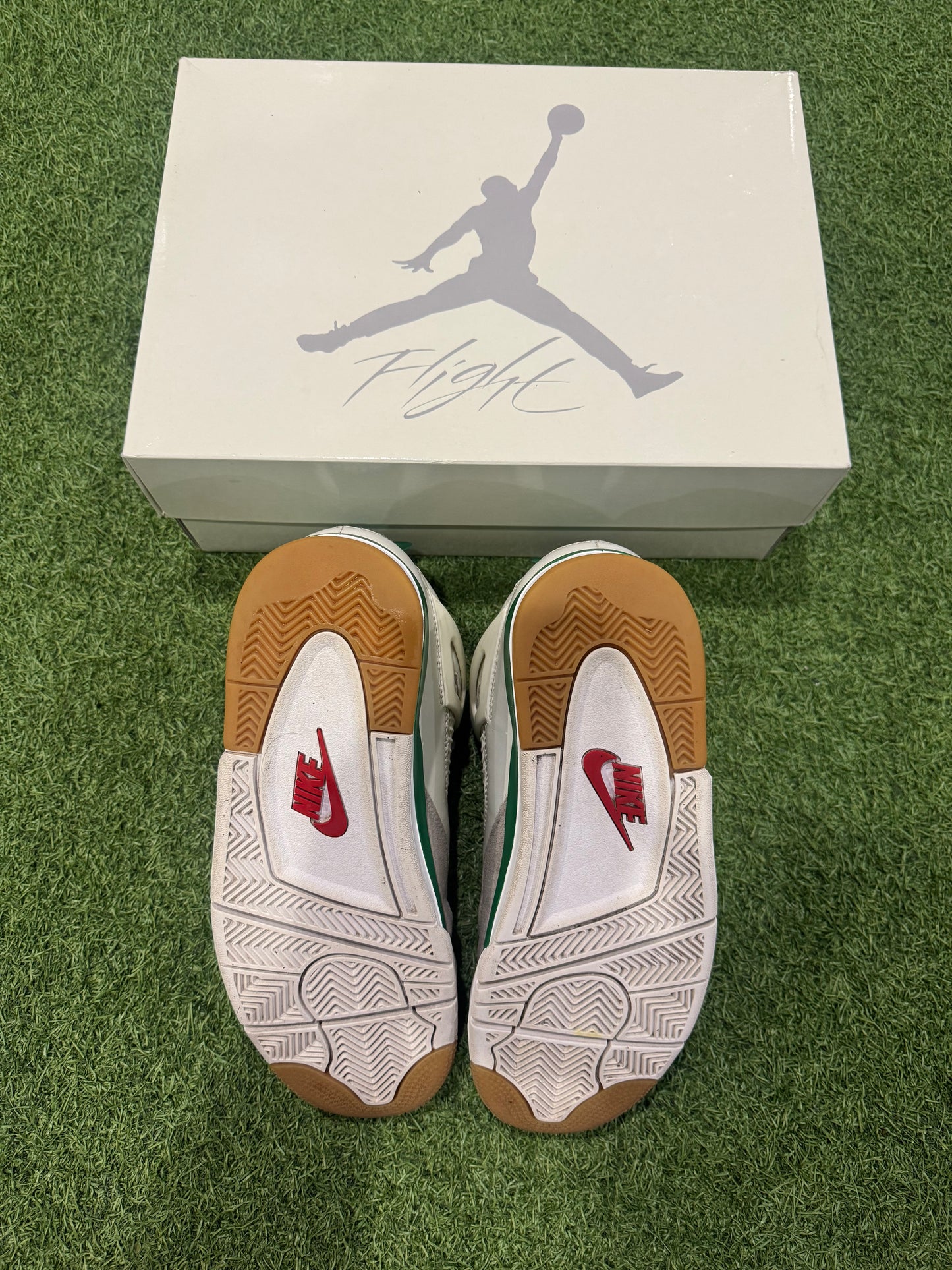 Jordan 4 SB Pine Green (8)