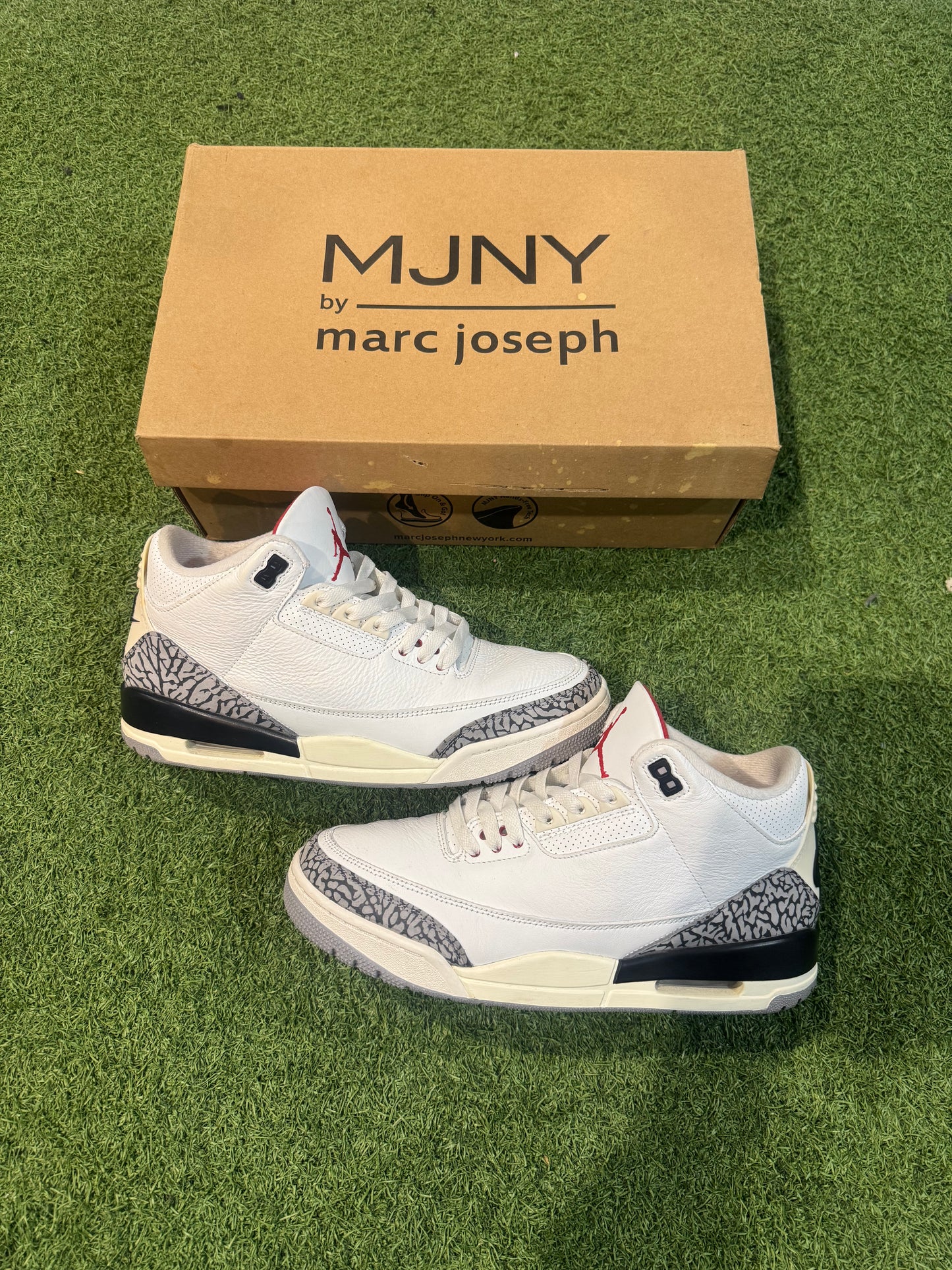 Jordan 3 White Cement (9.5)