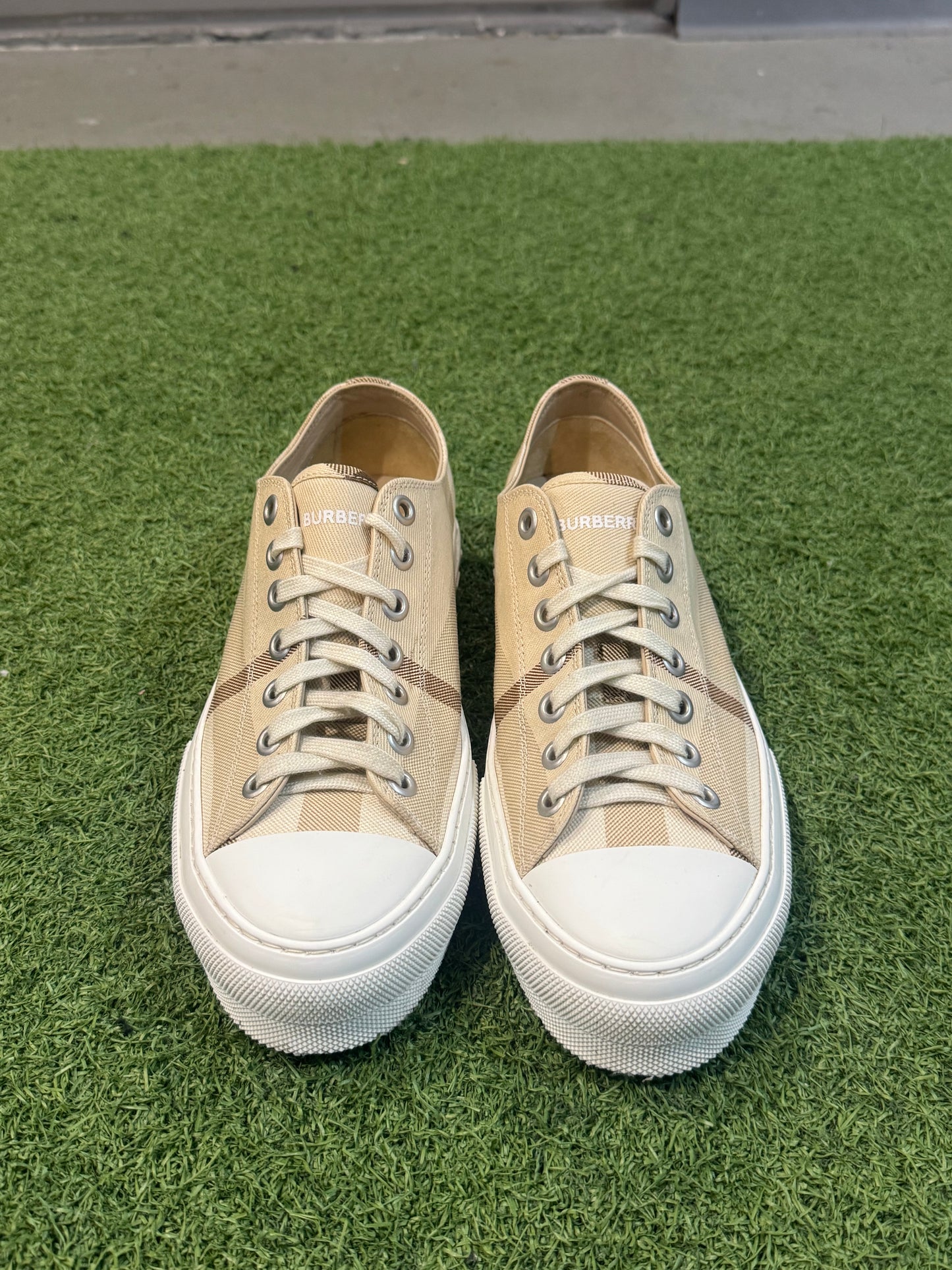 Burberry Jack Low Top Tan (10)