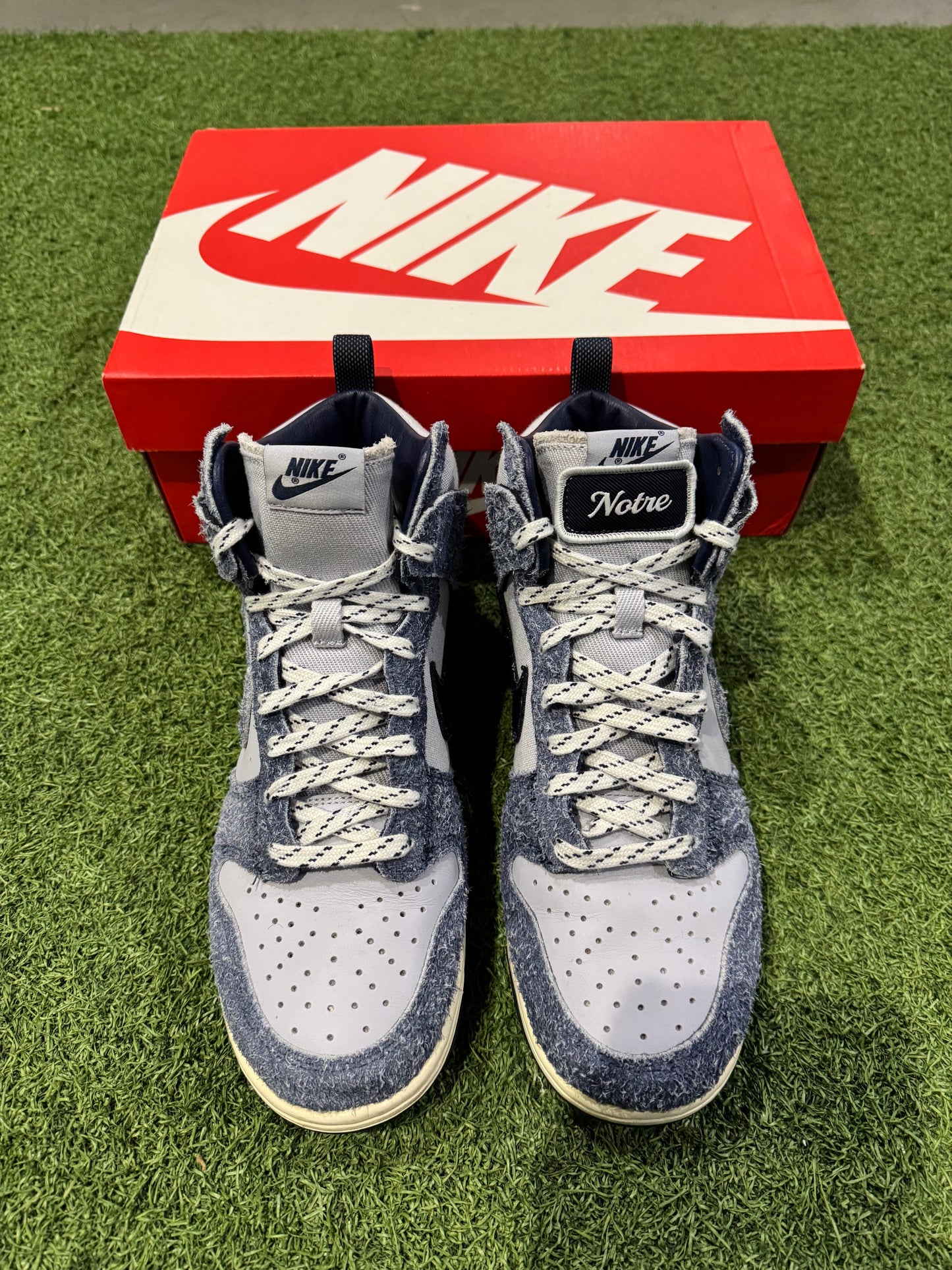 Dunk High Notre (8.5)