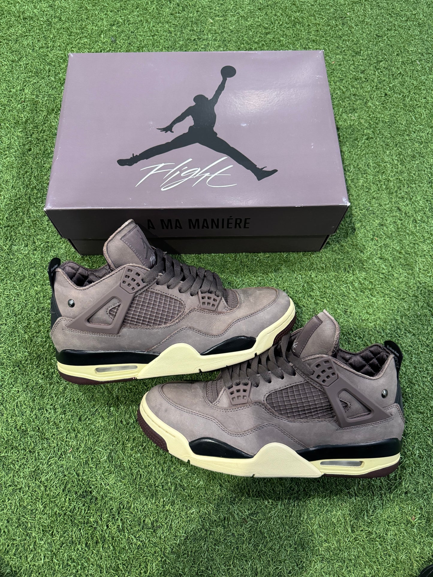 Jordan 4 A Ma Maniere (9)