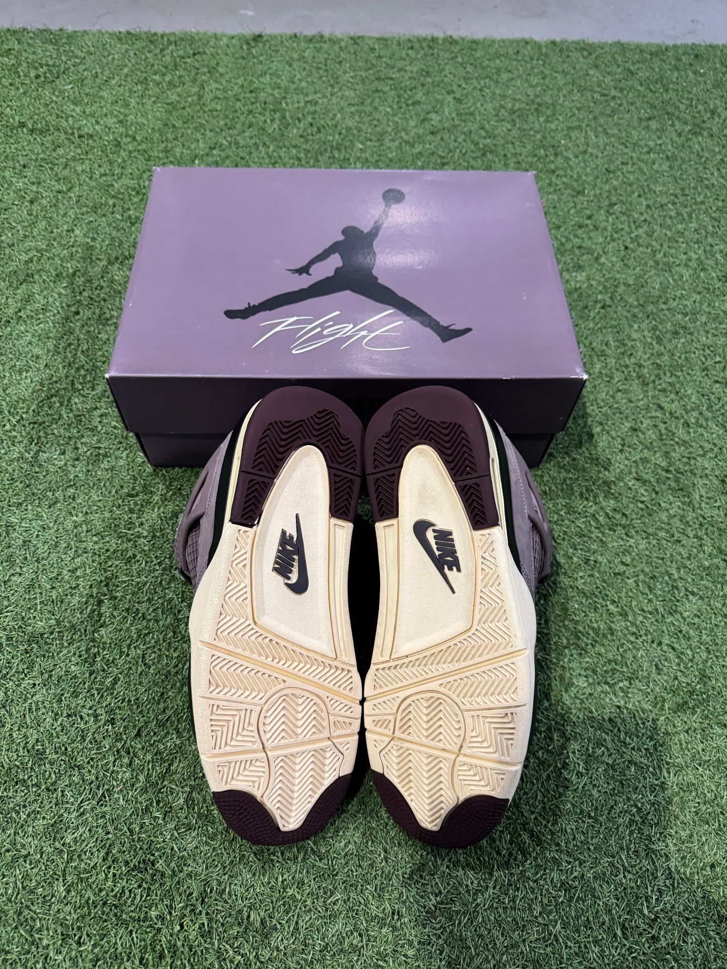 Jordan 4 A Ma Maniere (9)