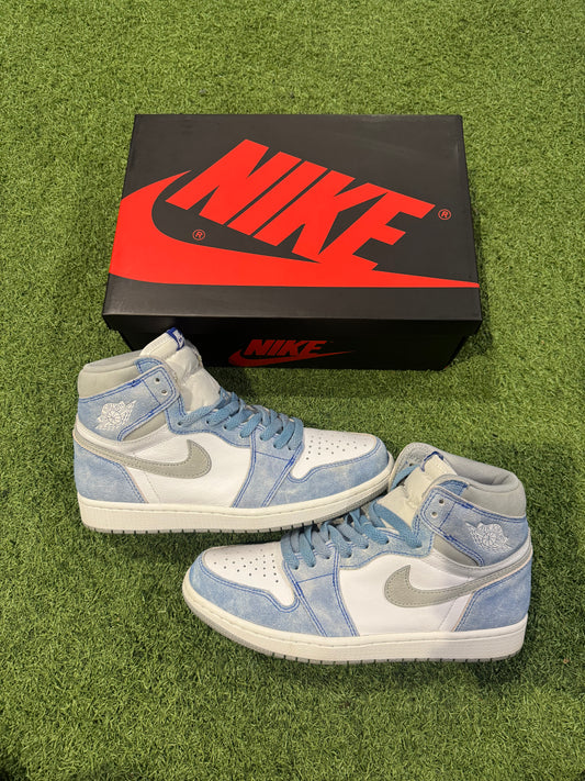 Jordan 1 Hyper Royal (8.5)