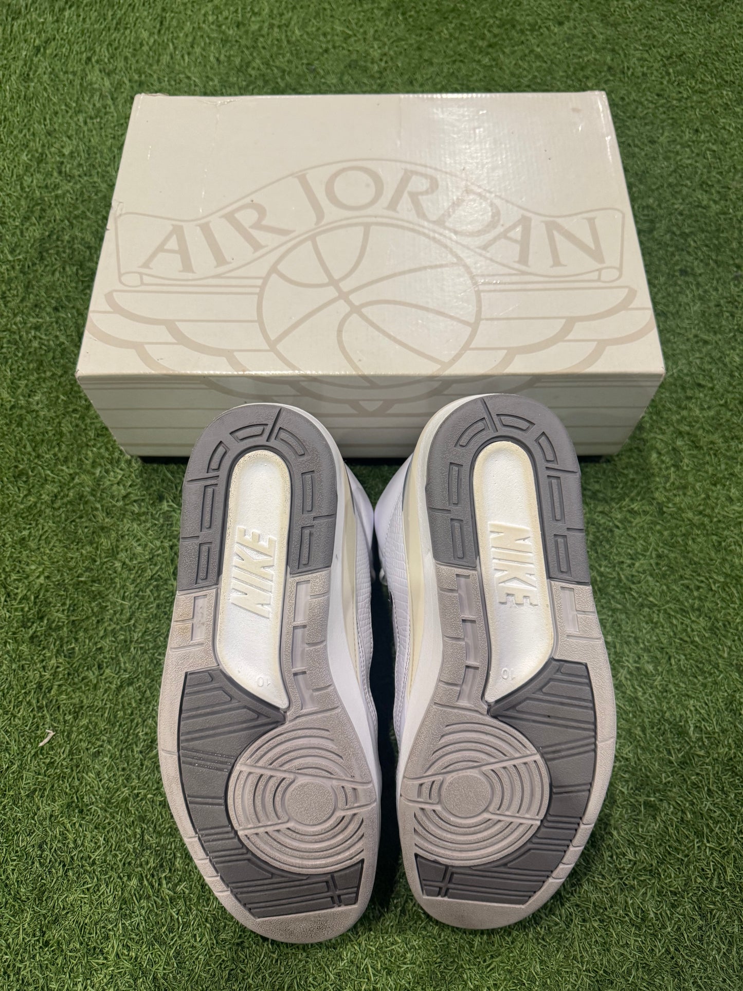 Jordan 2 Cement Grey (10)