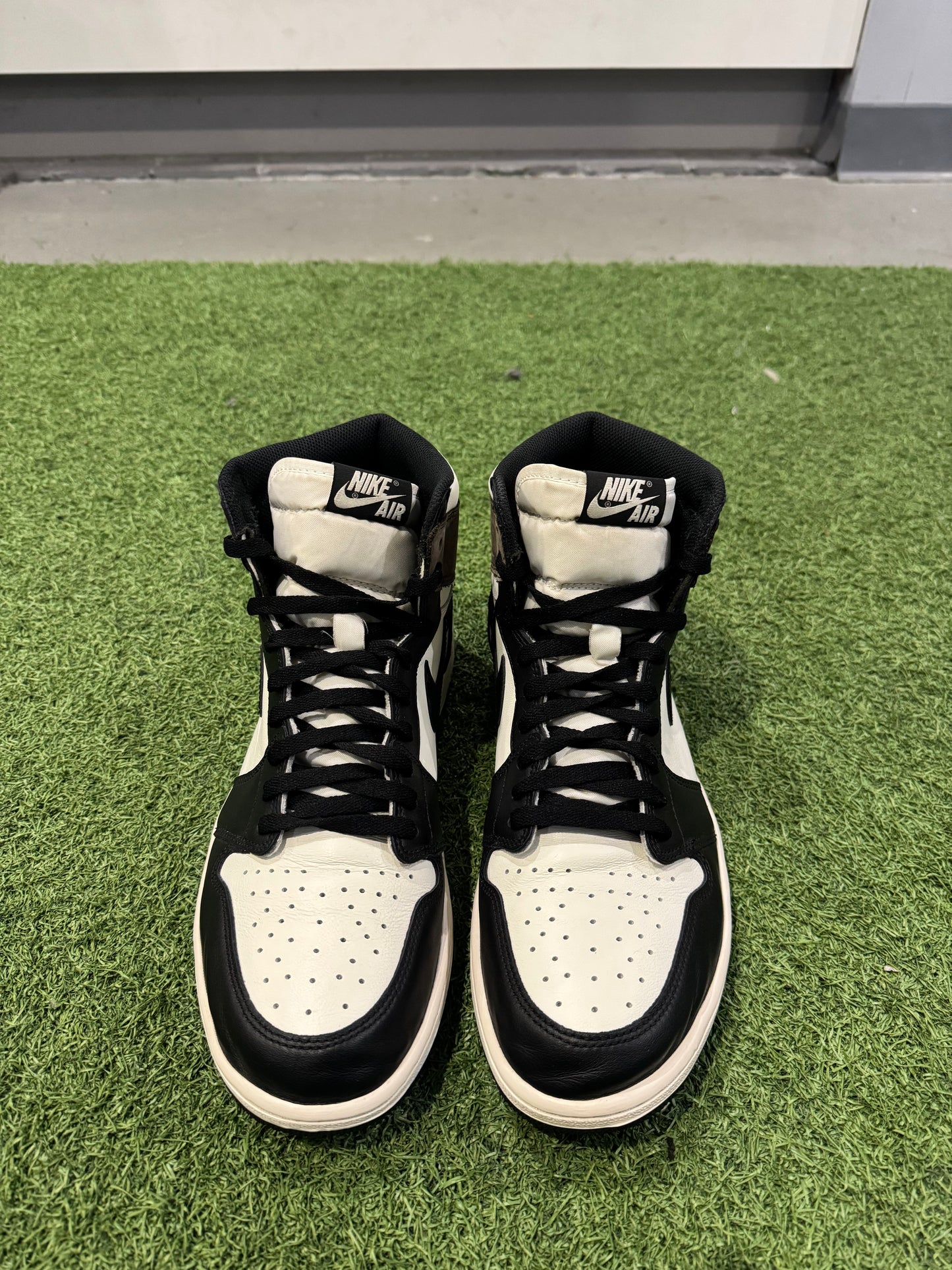 Jordan 1 Mocha (13)