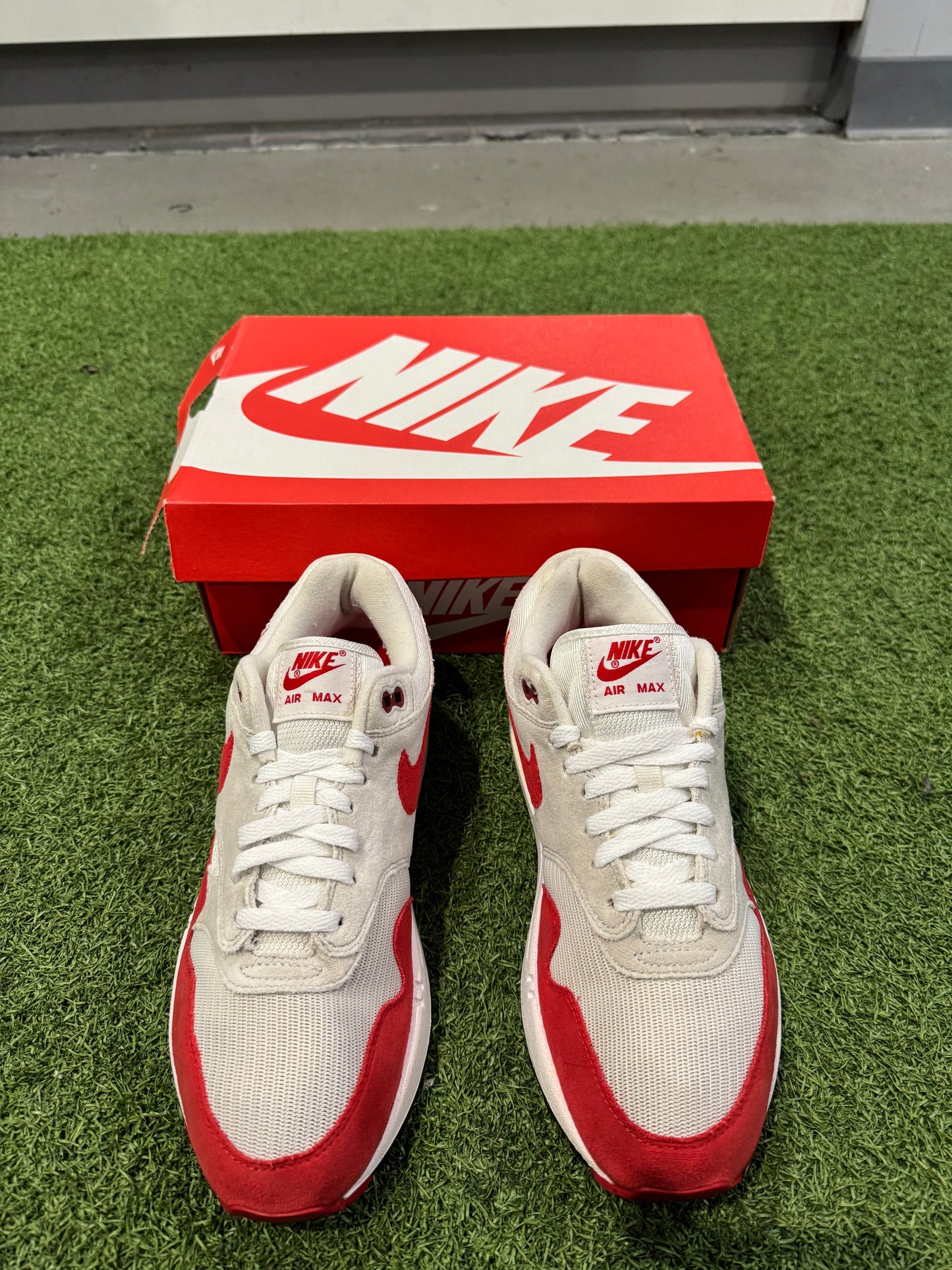Air Max 1 Anniversary Red (8.5)