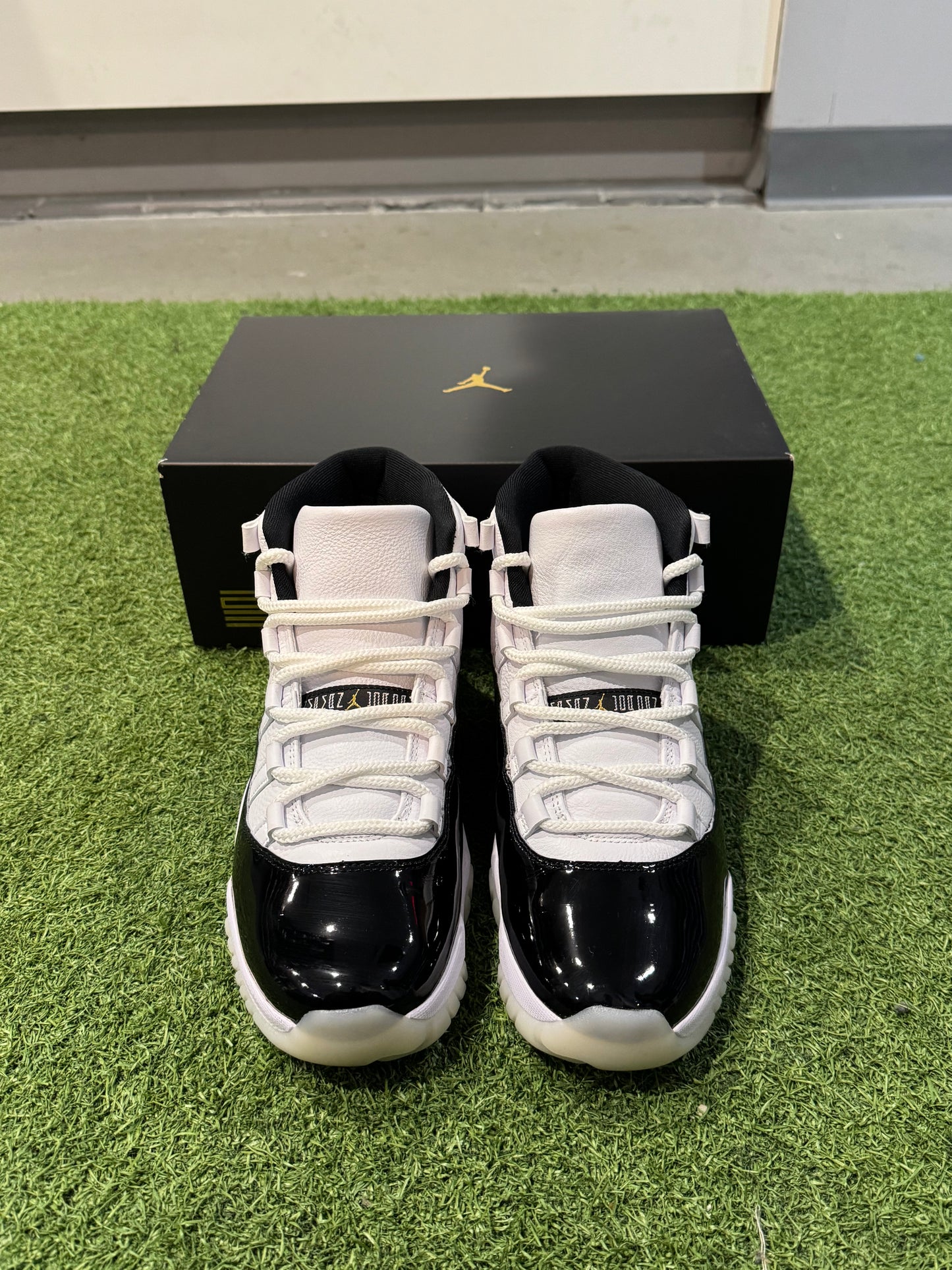 Jordan 11 DMP Gratitude (9)