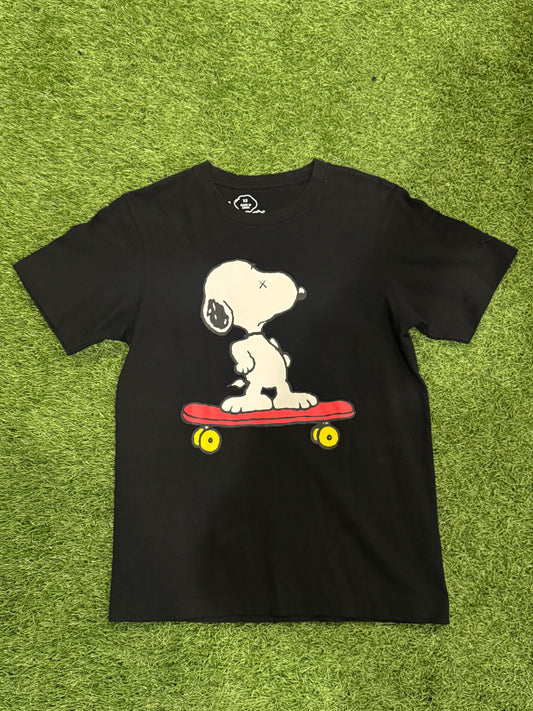 Kaws Uniqlo Snoopy Tee Black