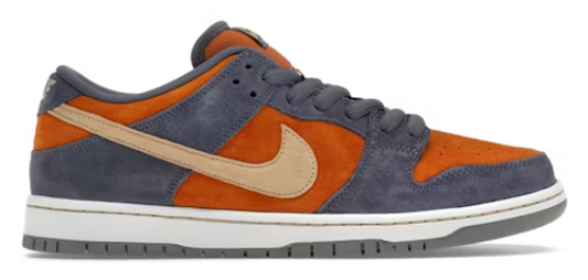 Dunk Low SB Light Carbon Monarch